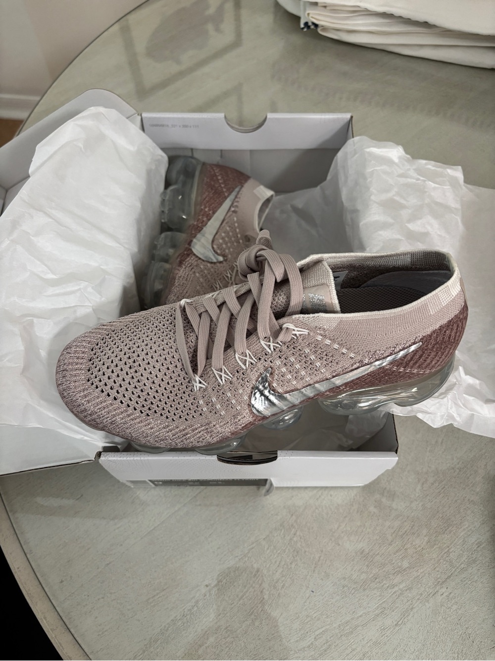 Nike Women’s VaporMax Flyknit Sneakers - Blush Pink & Pale Rose, Size 9